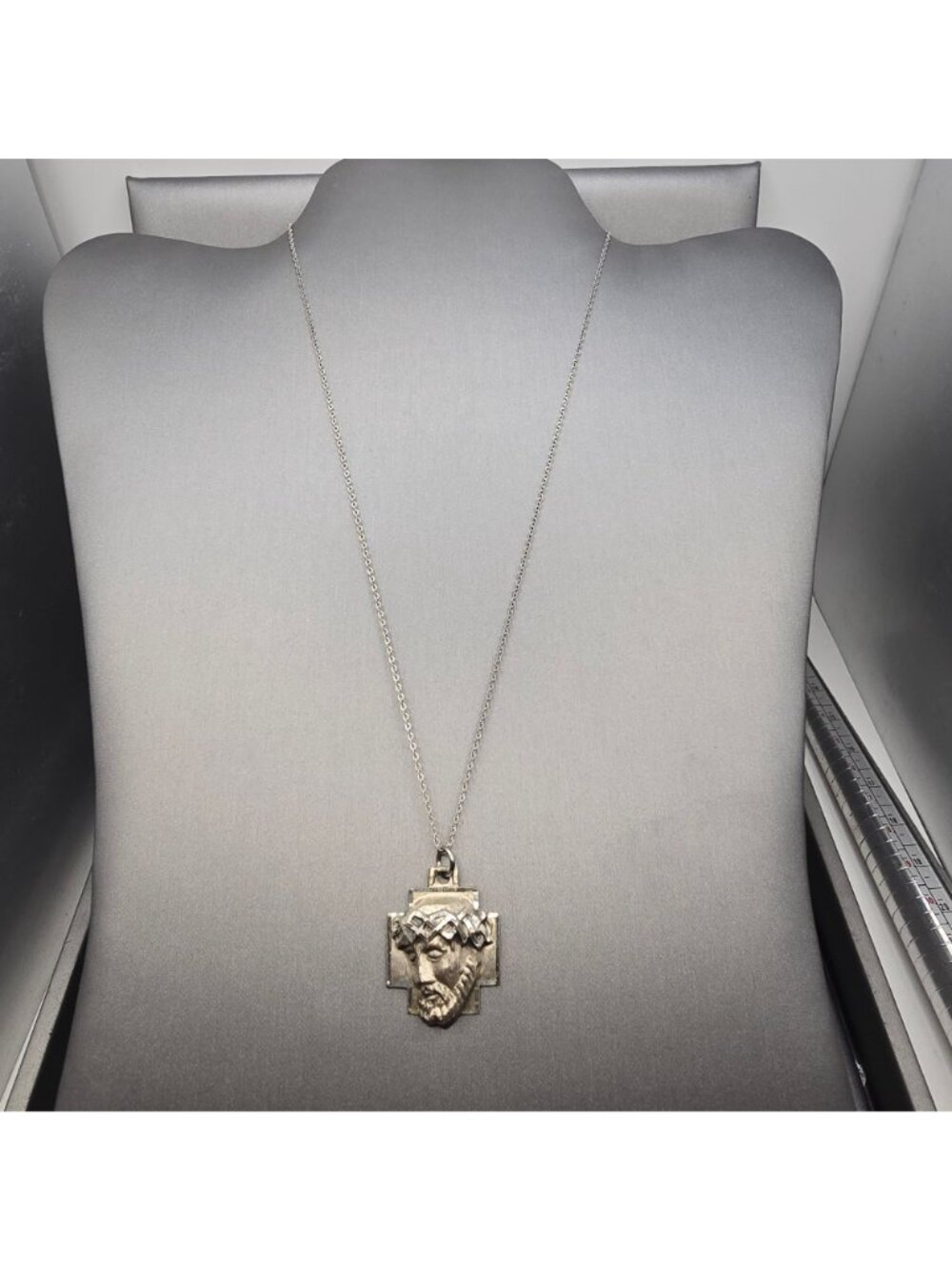Vintage Chapel Sterling Silver Agony of Christ Pendant Necklace Brutalist 1976 - Picture 5 of 15
